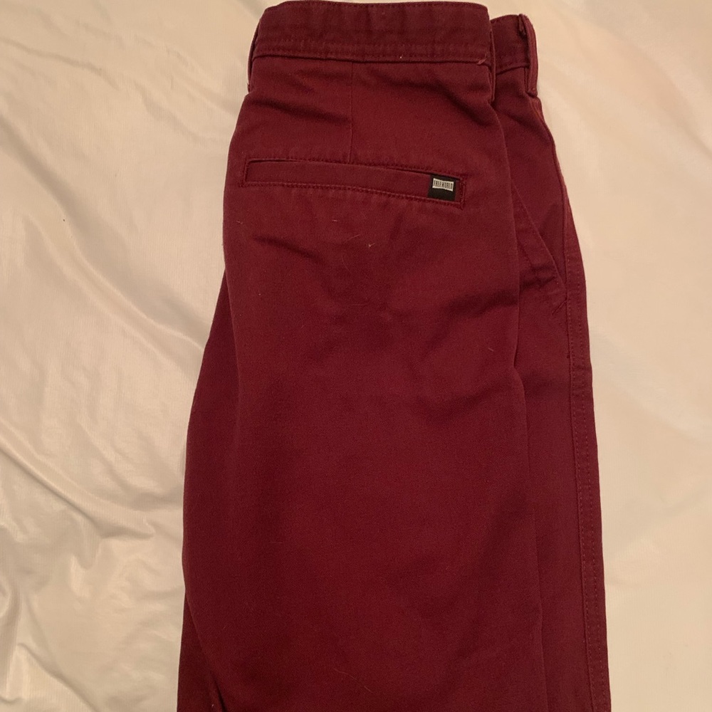 Free world teen/men shorts never worn cargo